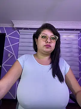 MiiaaJoness online show from 13, 3, 2026