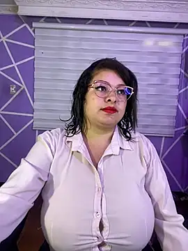 MiiaaJoness online show from 14, 7, 2026