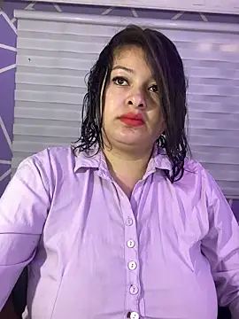 Snapshot of MiiaaJoness chatting on 29, 5, 2026 MiiaaJoness online show from 29, 5, 2026