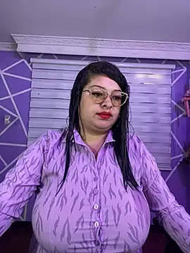 MiiaaJoness online show from 31, 3, 2026