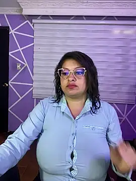 MiiaaJoness online show from 30, 7, 2026
