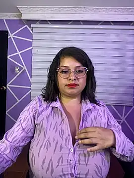 MiiaaJoness online show from 28, 7, 2026