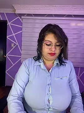 MiiaaJoness online show from 18, 6, 2026
