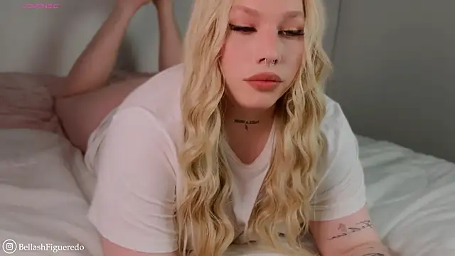 Snapshot of IsabellaFigueredo__ chatting on 24, 2, 2026 IsabellaFigueredo online show from 24, 2, 2026