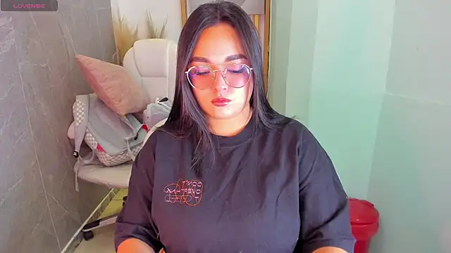 CelesteBrucee online show from 17, 4, 2026