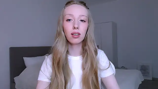 Luna insniity online show from 12, 3, 2026