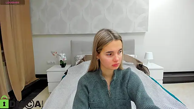 Donna Evans online show from 14, 11, 2025