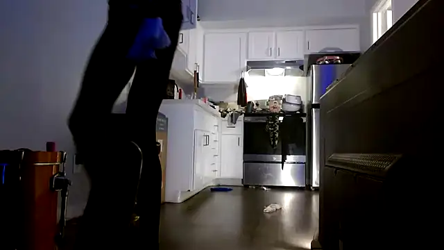 Taylorsexbot online show from 10, 3, 2026