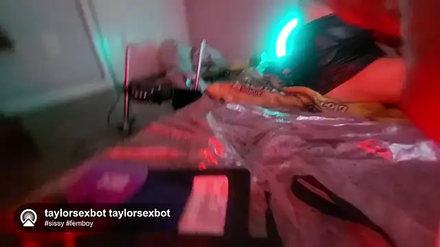 Snapshot of Taylorsexbot chatting on 21, 5, 2026 Taylorsexbot online show from 21, 5, 2026