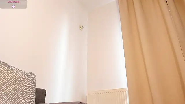 baby ivy online show from 4, 3, 2026