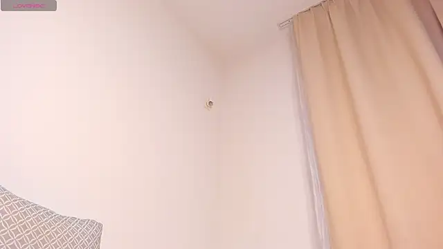 baby ivy online show from 12, 4, 2026