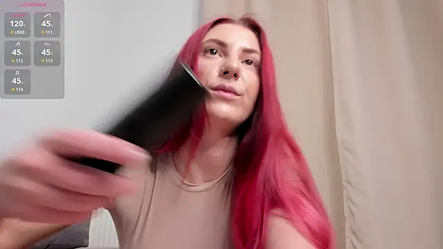 Snapshot of baby_ivy chatting on 19, 11, 2025 baby ivy online show from 19, 11, 2025