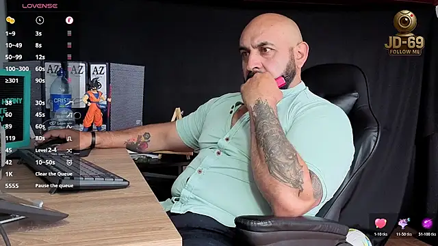 Snapshot of JD-69 chatting on 20, 11, 2025 JD-69 online show from 20, 11, 2025