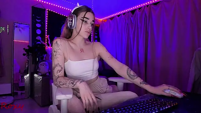 wet dream  online show from 3, 12, 2025