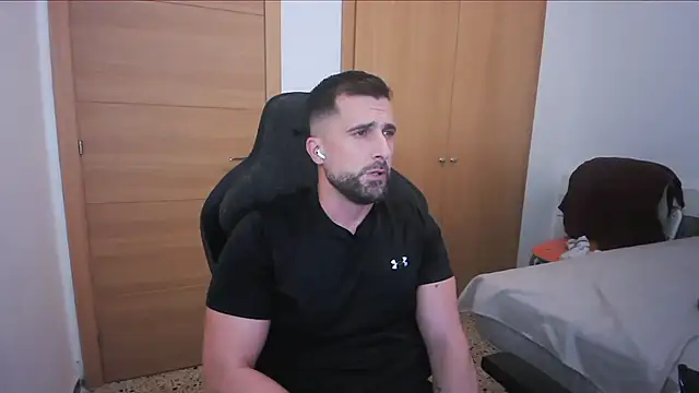 Snapshot of alex877x chatting on 10, 10, 2025 alex877x online show from 10, 10, 2025