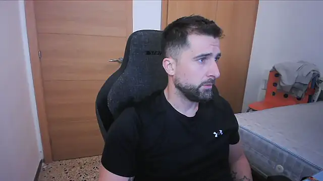 Snapshot of alex877x chatting on 16, 10, 2025 alex877x online show from 16, 10, 2025