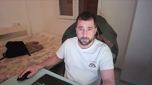 Snapshot of alex877x chatting on 30, 4, 2026 alex877x online show from 30, 4, 2026