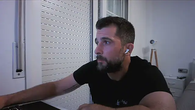 alex877x online show from 17, 7, 2026