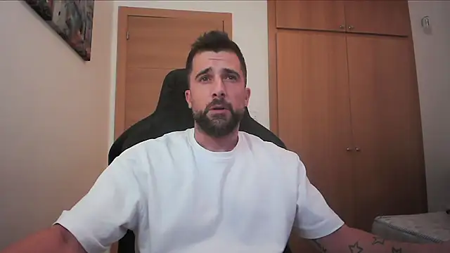 Snapshot of alex877x chatting on 7, 10, 2025 alex877x online show from 7, 10, 2025