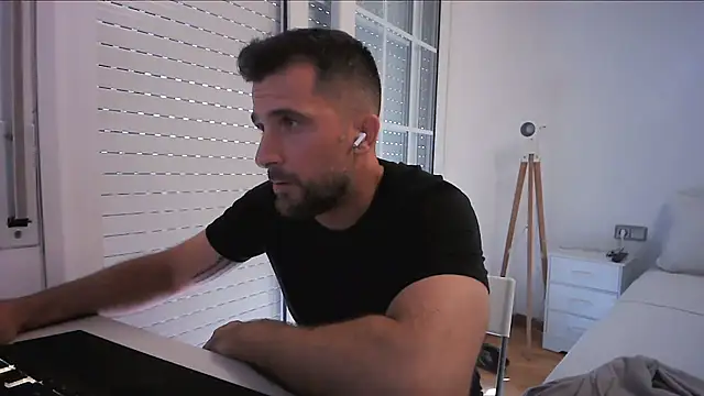 alex877x online show from 5, 7, 2026