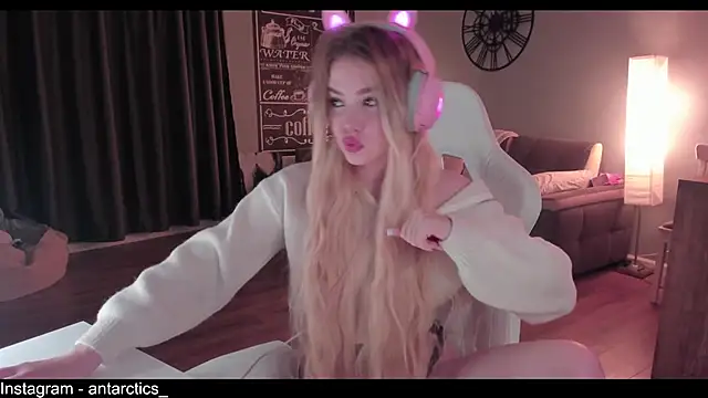 lil barbie girl online show from 29, 12, 2024