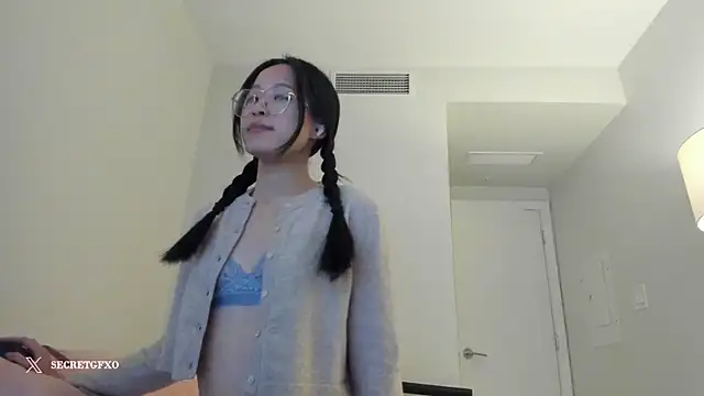 Snapshot of secretgirlfriendxo chatting on 11, 12, 2024 secretgirlfriendxo online show from 11, 12, 2024