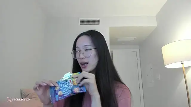 Snapshot of secretgirlfriendxo chatting on 9, 3, 2025 secretgirlfriendxo online show from 9, 3, 2025