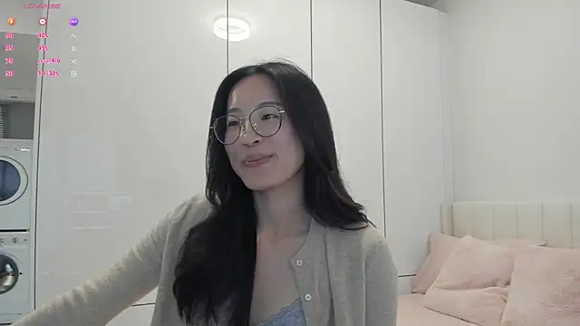 Snapshot of secretgirlfriendxo chatting on 10, 10, 2025 secretgirlfriendxo online show from 10, 10, 2025