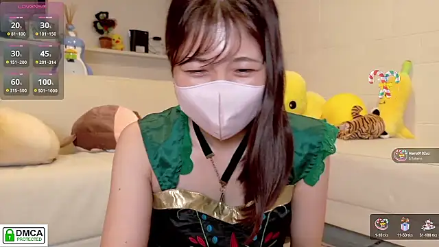 Snapshot of SUZU_ chatting on 26, 6, 2026 SUZU online show from 26, 6, 2026