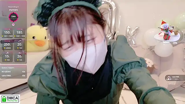 Snapshot of SUZU_ chatting on 6, 6, 2026 SUZU online show from 6, 6, 2026