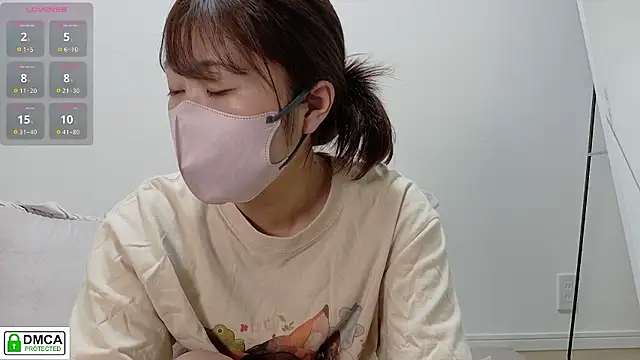 Snapshot of SUZU_ chatting on 21, 7, 2026 SUZU online show from 21, 7, 2026