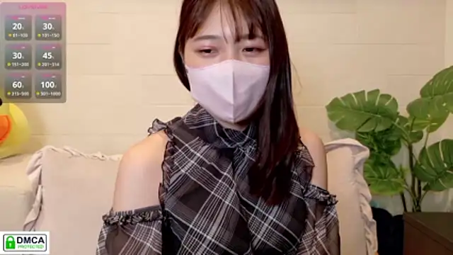 Snapshot of SUZU_ chatting on 10, 6, 2026 SUZU online show from 10, 6, 2026