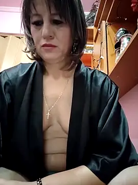 Snapshot of naughtymilfT chatting on 11, 11, 2025 naughtymilfT online show from 11, 11, 2025