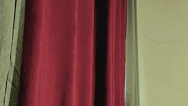 SecretAnni online show from 5, 10, 2025