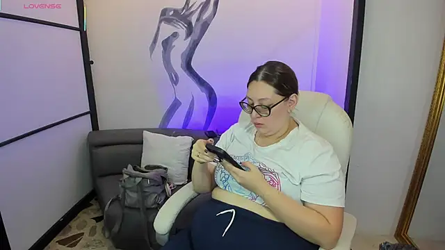 NiickyJones online show from 24, 2, 2025
