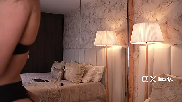 Rosalie vega online show from 31, 3, 2026