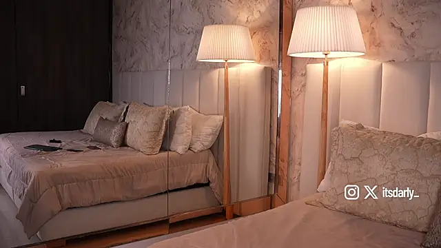 Rosalie vega online show from 14, 4, 2026