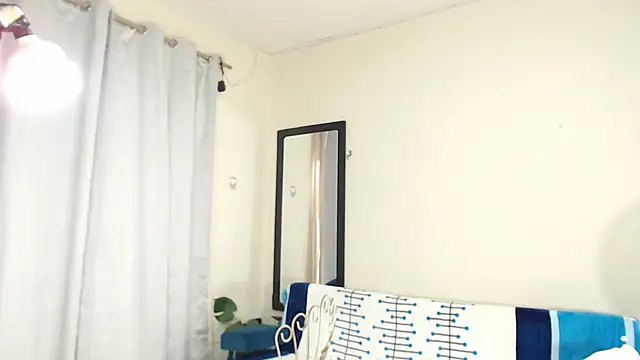 AmbarSofhia online show from 2, 2, 2025