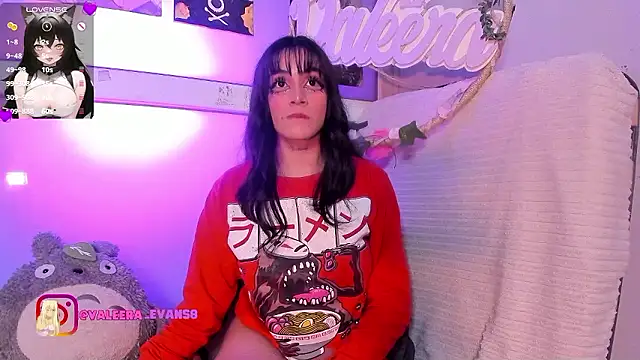 Valeera Evans8 online show from 3, 12, 2024