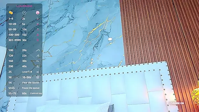 Snapshot of littlee_emilyy_ chatting on 29, 1, 2025 littlee emilyy online show from 29, 1, 2025