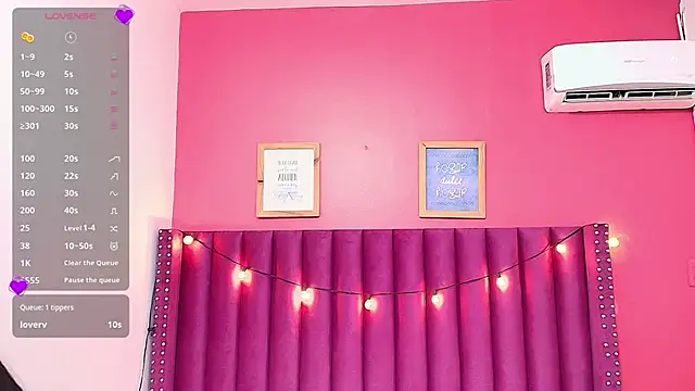 Snapshot of littlee_emilyy_ chatting on 6, 2, 2025 littlee emilyy online show from 6, 2, 2025