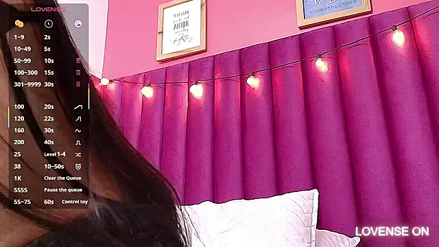 Snapshot of littlee_emilyy_ chatting on 12, 2, 2025 littlee emilyy online show from 12, 2, 2025