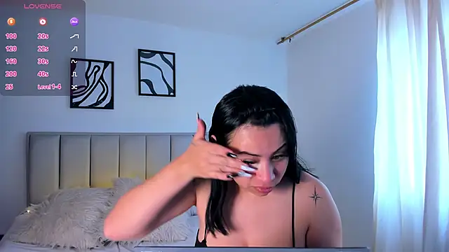 Snapshot of Im_Maite chatting on 14, 11, 2025 Im Maite online show from 14, 11, 2025