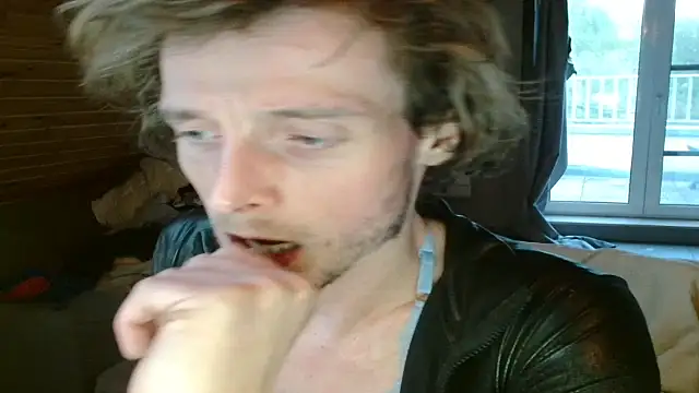 Str8boyy online show from 27, 4, 2026