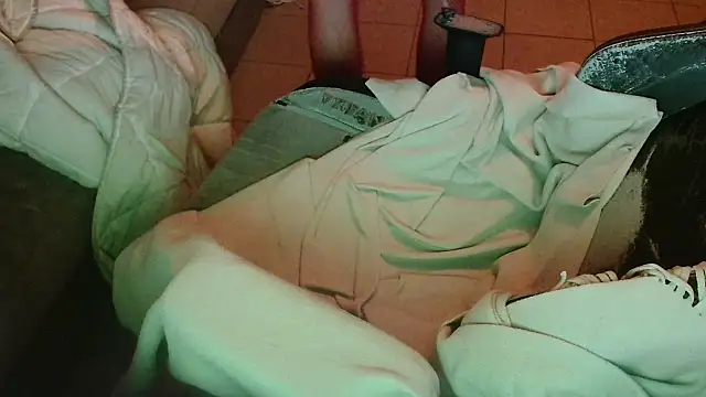 Str8boyy online show from 28, 3, 2026