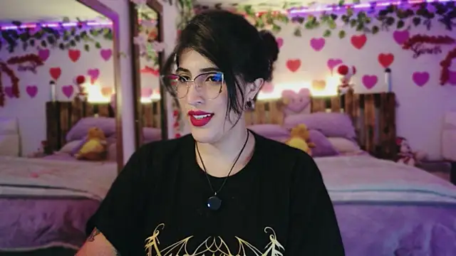 Snapshot of azahar__ziiz chatting on 9, 6, 2026 azahar ziiz online show from 9, 6, 2026