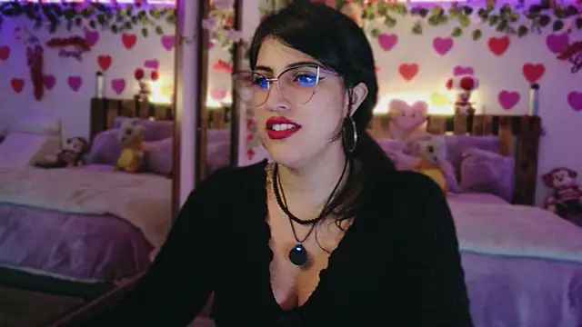 Snapshot of azahar__ziiz chatting on 5, 6, 2026 azahar ziiz online show from 5, 6, 2026