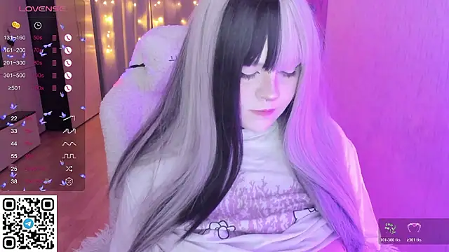 SelenaCute online show from 5, 2, 2026