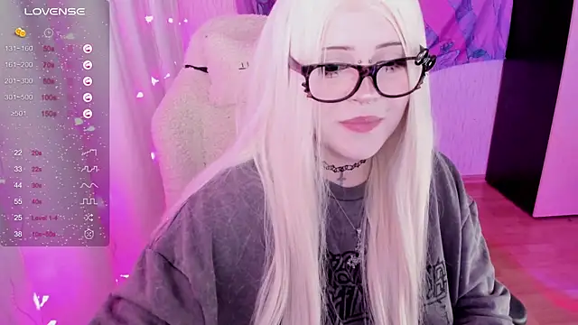 Snapshot of SelenaCute chatting on 18, 6, 2026 SelenaCute online show from 18, 6, 2026