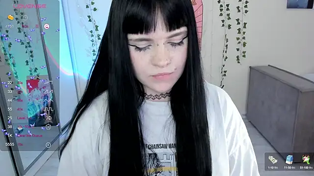 Snapshot of SelenaCute chatting on 7, 3, 2025 SelenaCute online show from 7, 3, 2025